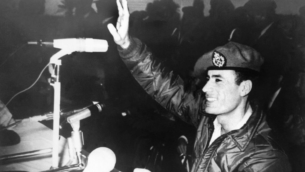 معمر القذافي يكشف السر: كيف تقود انقلابا عسكريا ناجحا؟ - السبيل