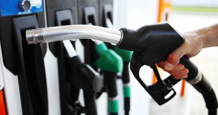 رفع أسعار البنزين  أوكتان 90  والديزل والكاز في تموز 3.5 قروش للتر