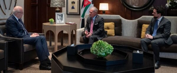 الملك يحذر من استمرار وتوسع العدوان الإسرائيلي على لبنان