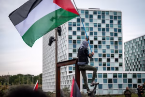 مظاهرة في الغرب لأجل فلسطيم