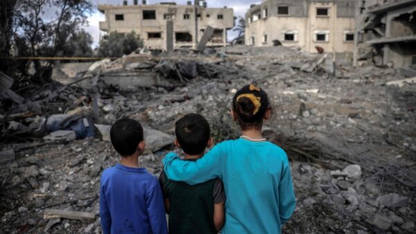 مركز: مخاطر التطهير الديمغرافي في غزة تلوح في الأفق