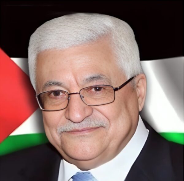 عبّاس يصدر إعلانا دستوريا بتولي رئيس المجلس الوطني مهام رئيس السلطة الفلسطينية حال شغور المركز