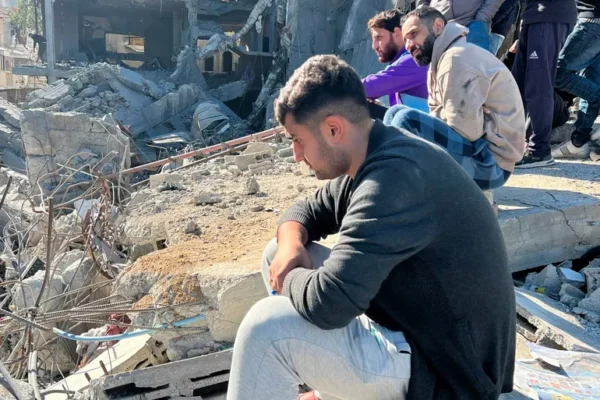 شمال غزة يُحتضر.. 73 يوماً على إطباق الاحتلال حصاره وقصفه العائلات والأطباء
