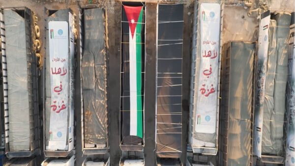“الخيرية الهاشمية”: عبور 119 شاحنة مساعدات إنسانية لقطاع غزة خلال أسبوع