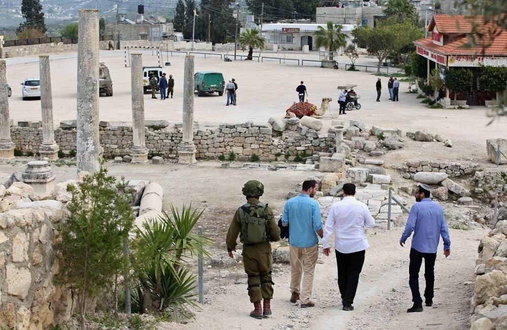 المنطقة الأثرية بلدة سبسطية