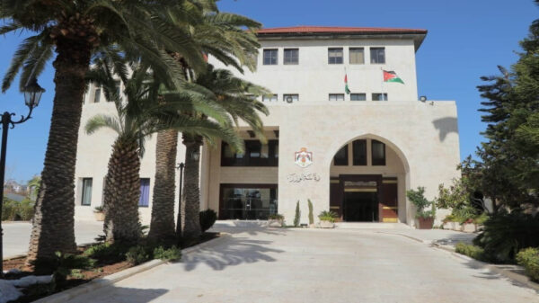 مجلس الوزراء يقرر إعادة هيكلة قطاع المركبات