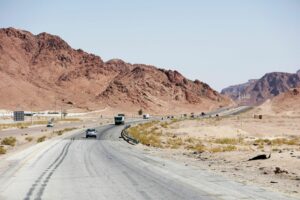 الطريق الصحراوي