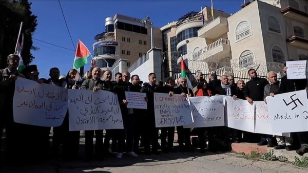 فلسطينيون ينددون بدعم ألمانيا لإسرائيل عسكريا وسياسيا