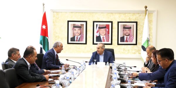 وزير الأشغال يبحث مع نواب مادبا تسريع تنفيذ المشاريع بالمحافظة
