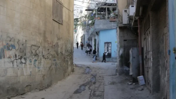 الاحتلال يجبر أكثر من 550 طالباً على ترك مدارسهم في مخيم شعفاط بالقدس