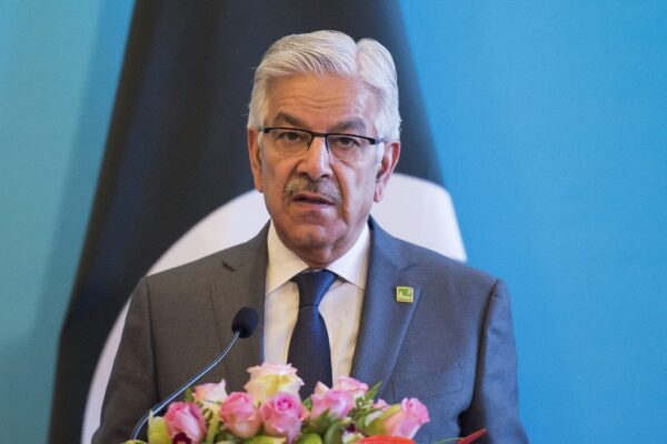 وزير الدفاع الباكستاني: إذا لم تتحد الدول الإسلامية بمواجهة “إسرائيل” فإننا سنشهد المصير نفسه