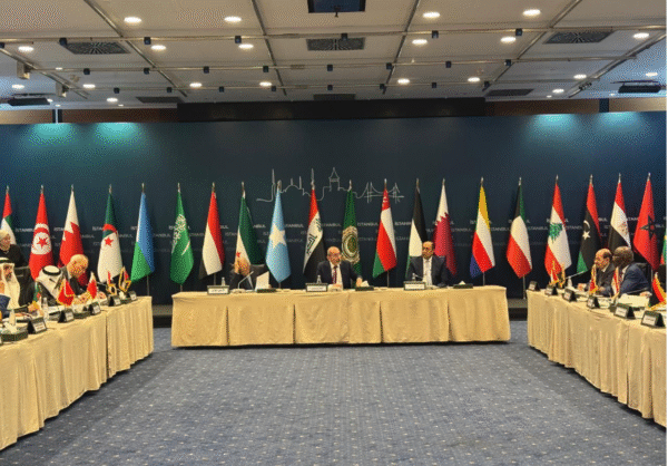 الصفدي يترأس اجتماعا وزاريا عربيا في اسطنبول.. بحث حرب إيران