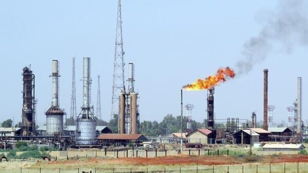 النفط يرتفع مع تجدد التهديدات تجاه إيران