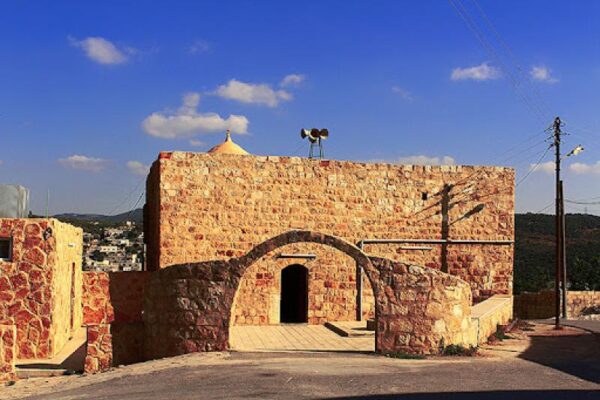 المسجد الزيداني .. معلم تاريخي ديني للواء الكورة ينشر العلم والمعرفة والدين
