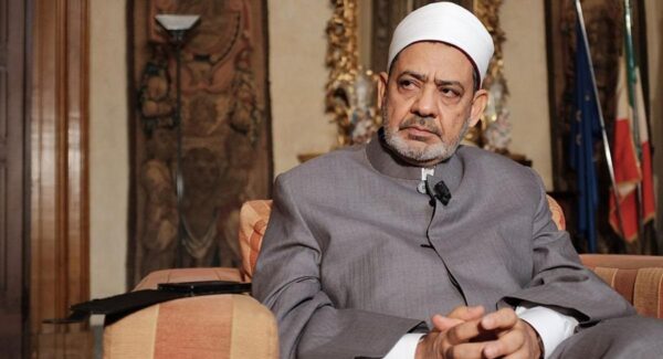 شيخ الأزهر يلغي مراسم تكريم أوائل الثانوية تضامنا مع غزة