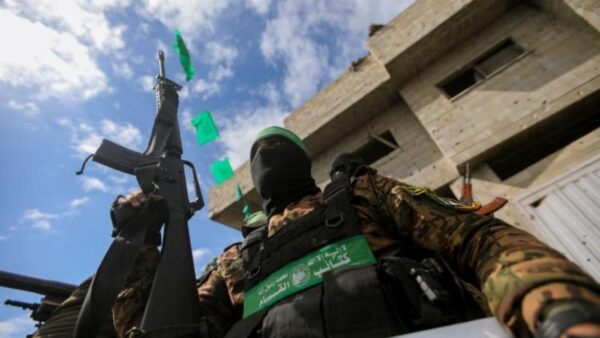 “حماس”: لا يمكن التخلي عن السلاح قبل إقامة الدولة الفلسطينية وعاصمتها القدس