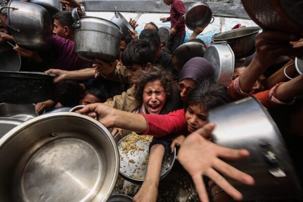 الصحة العالمية: غزة تحتاج 600 شاحنة مساعدات يومياً لتفادي المجاعة