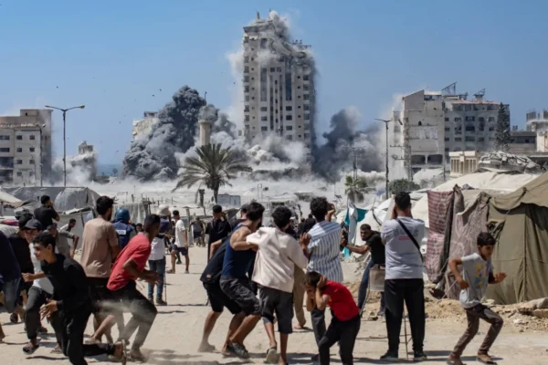 “حماس”: الاحتلال يخشى دخول الصحافة الدولية إلى غزة لأنها ستفضح جرائمه