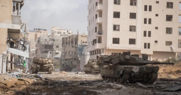 اتفاق اللااتفاق.. شهيد في خانيونس وإطلاق نار مكثف من دبابات الاحتلال