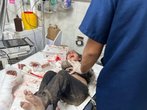 31 شهيداً بغارات الاحتلال فجراً وتفجير 9 مجنزرات مفخخة بالمنازل في غزة
