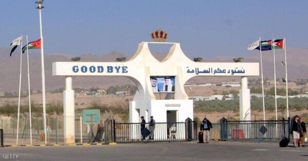 الفراية يتفقد العمل في جسر الملك حسين