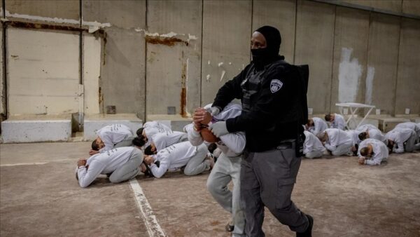 رئيس “الشاباك” يؤيد مشروع قانون إعدام أسرى فلسطينيين
