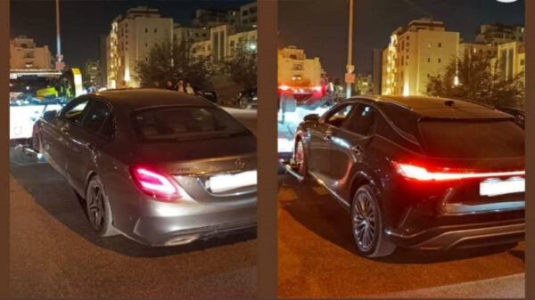 السير: ضبط مركبتين كانتا تسيران داخل ممشى شارع الستين في عمّان
