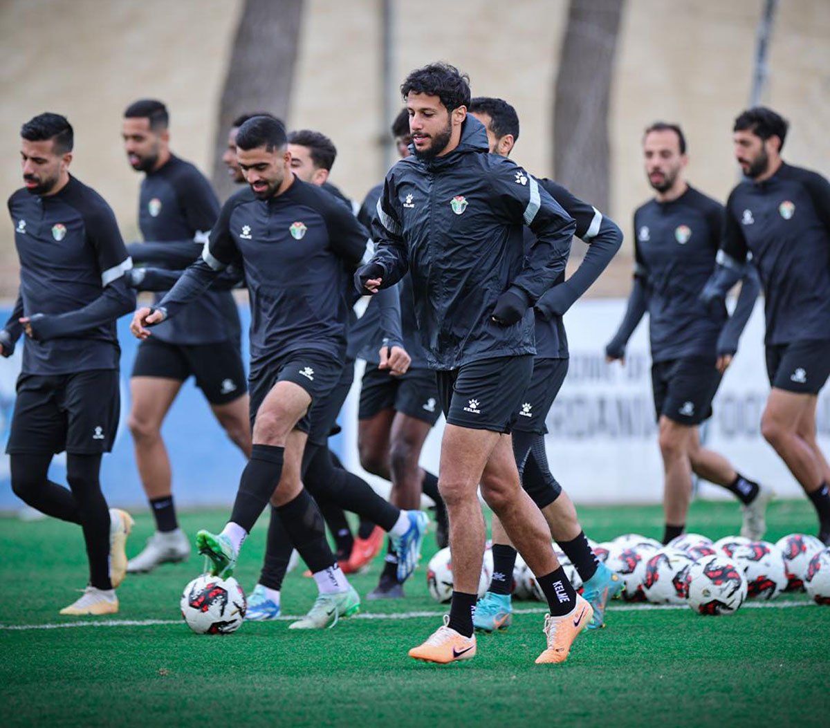النشامى