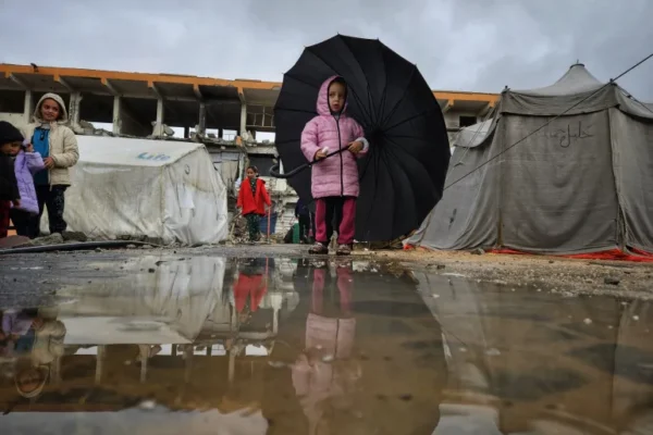 غزة تغرق وحدها تحت المطر.. والعالم يكتفي بالمشاهدة