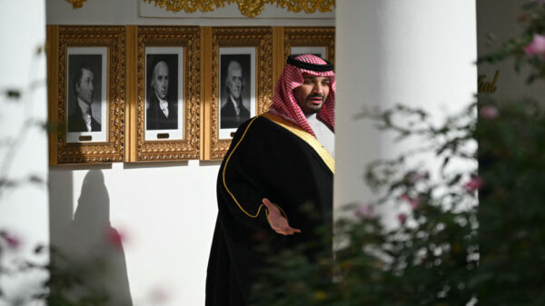 بن سلمان: نعمل على تطبيع العلاقات مع “إسرائيل”