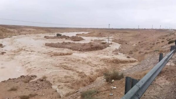 بدء صرف معونات لتعويض المتضررين من الأحوال الجوية اليوم