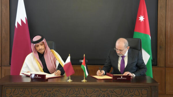 الأردن وقطر يوقعان مذكرات تفاهم سياسية واقتصادية