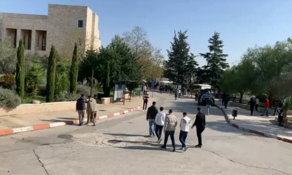 إصابة 41 طالباً بعدوان الاحتلال على جامعة بيرزيت شمالي رام الله
