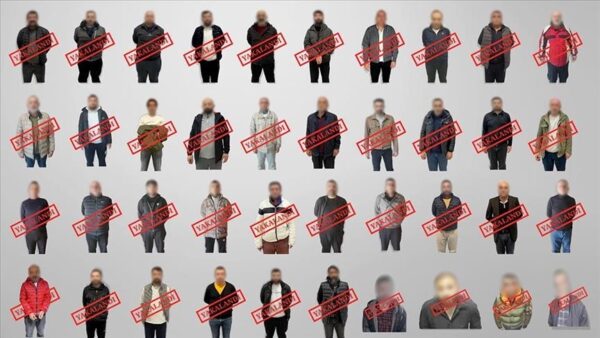 تركيا تجلب من الخارج 40 مطلوبا إلى البلاد