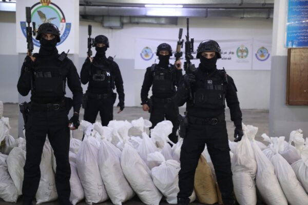 الأمن العام يتلف كميات كبيرة من المخدرات ضبطت في 148 قضية