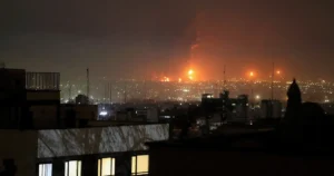 قصف إيران