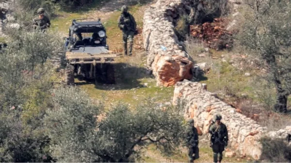 جيش الاحتلال يعلن مقتل ضابط وجندي في جنوب لبنان