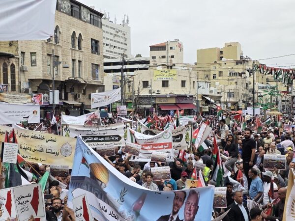 تحت شعار “المقاومة طريق العودة”.. مسيرة حاشدة في عمان إحياءً لذكرى النكبة 78