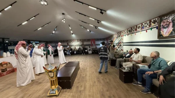 البعثة الإعلامية الأردنية للحج تصل إلى منطقة تيماء السعودية