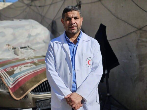 الطبيب الهمص عاش ألف ساعة من التحقيق ويواجه الموت البطيء بسجون الاحتلال
