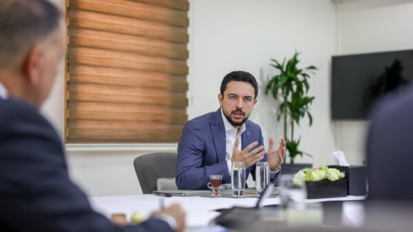 ولي العهد يؤكد أهمية استكمال أتمتة الأحوال المدنية والجوازات للتسهيل على المواطنين