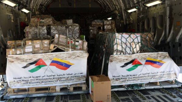 الأردن يرسل مساعدات إلى فنزويلا بالشراكة مع قطر
