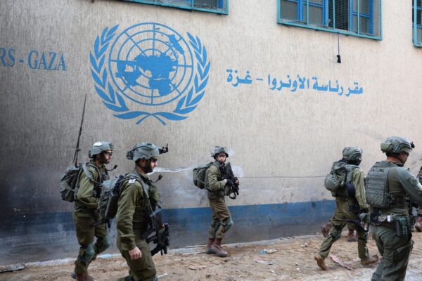 “الأورومتوسطي”: استبعاد مجلس السلام لـ”أونروا” من غزة تصفية لحقوق اللاجئين الفلسطينيين